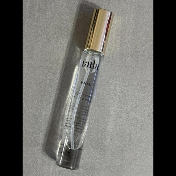 Other - Taila Skincare Vayu Illuminating Toning Mist 0.34 oz Mini Spray ~ New!